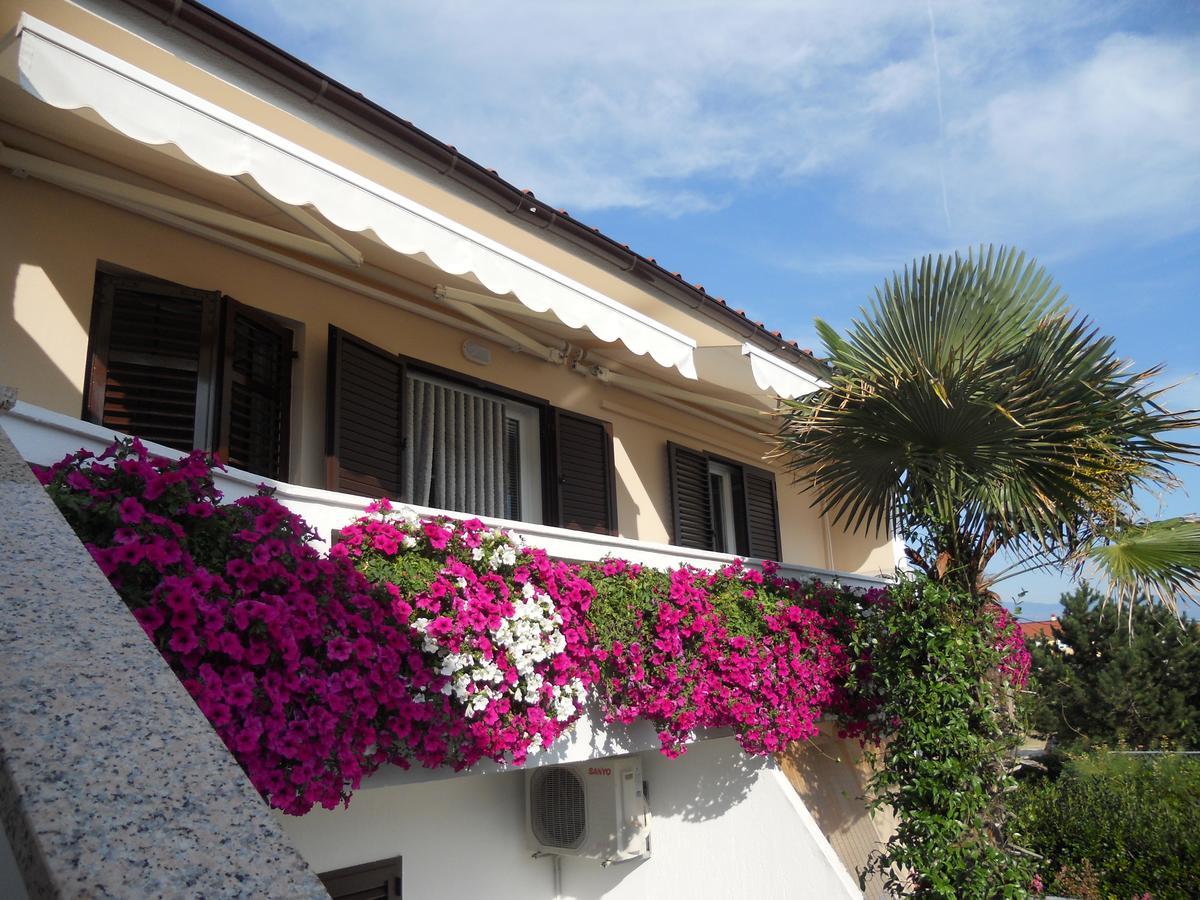 Apartments Mihalic I Baška Exterior foto